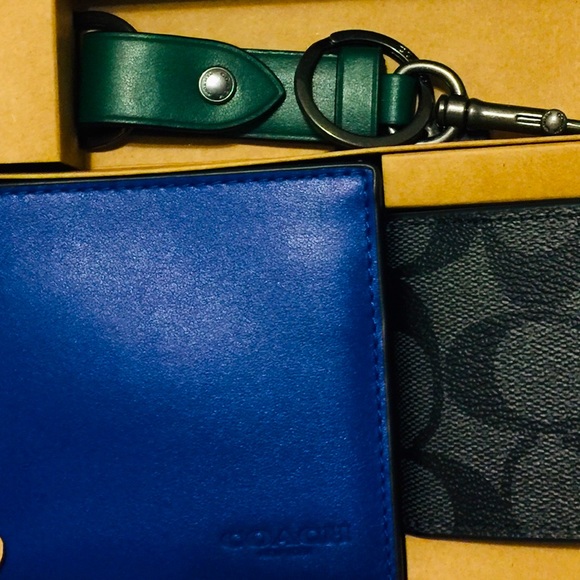 NWT Coach boxed 3 in 1 Blue Wallet gift Set - Picture 6 of 11